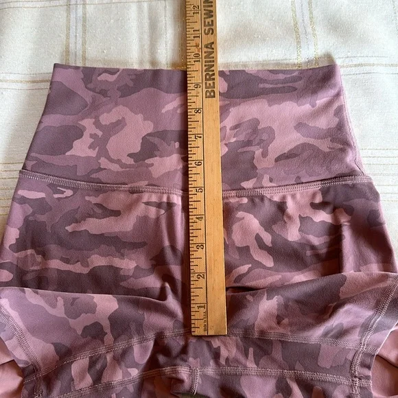 Lululemon Align Short 6" Incognito Camo Pink Taupe Multi 4 - Picture 8 of 10